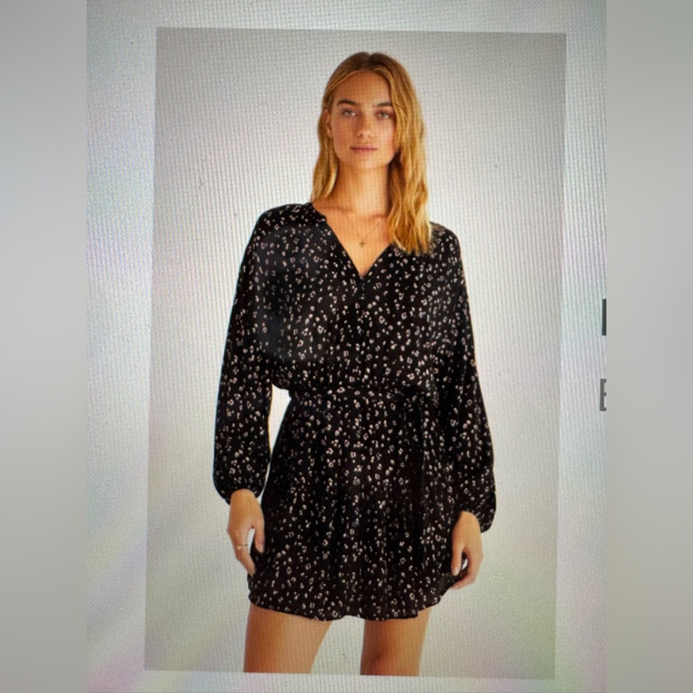 Easy to Love Leopard Long Sleeve Dress